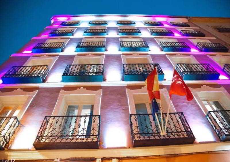 Jc Rooms Santo Domingo Madrid Eksteriør billede