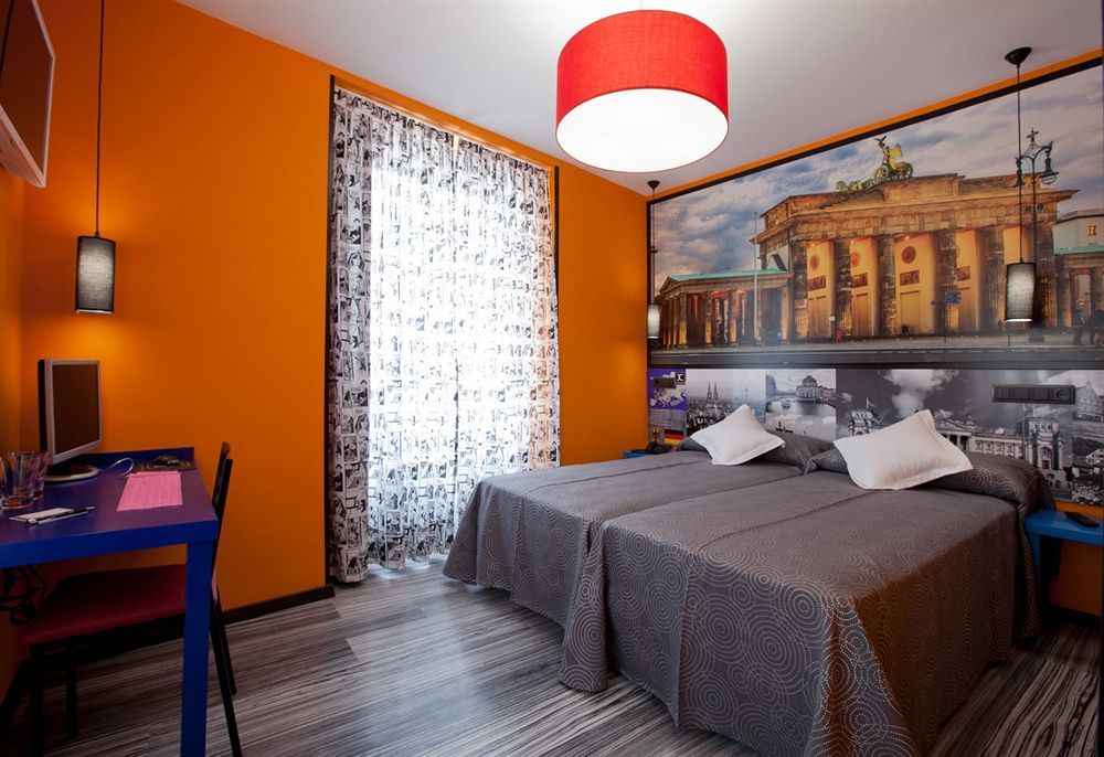 Jc Rooms Santo Domingo Madrid Eksteriør billede